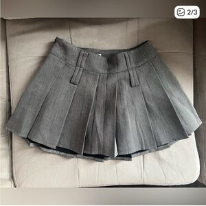 Lewkin Gray Pleated Skirt size XS
